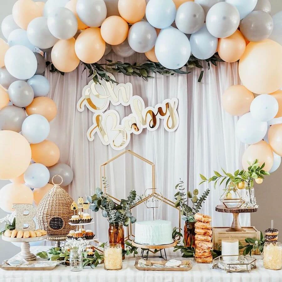 ‘Mama to Bee’ Baby Shower Theme