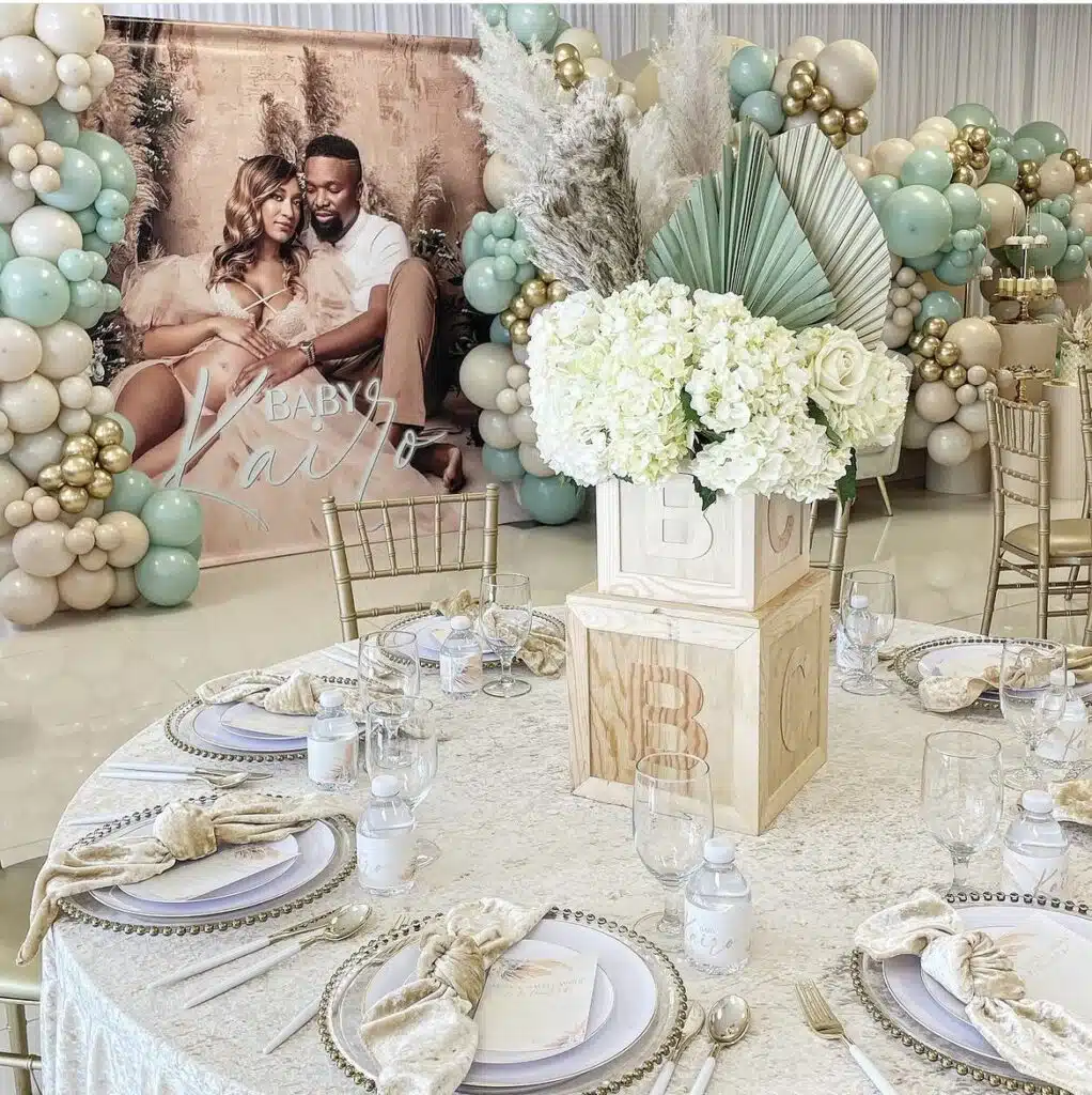 Create an Earthy Color Scheme