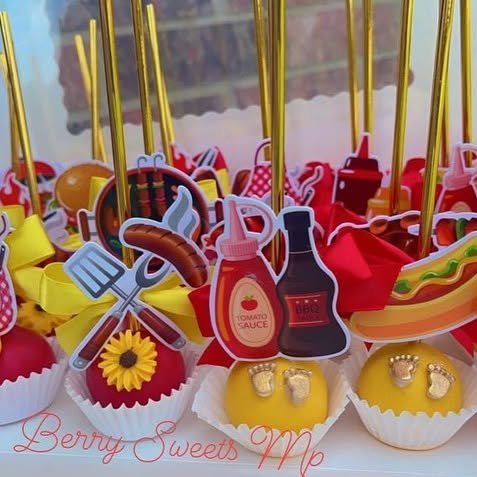 Pop of Fun: Baby-Q Cake Pops