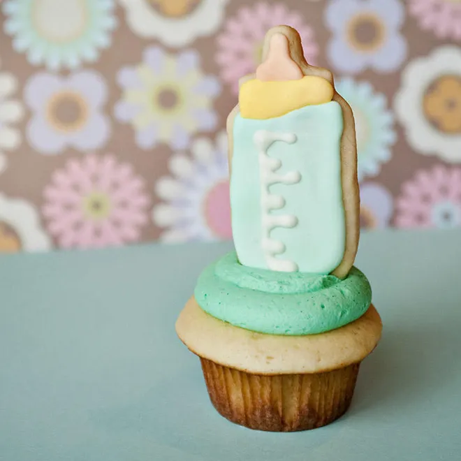 Milk Bottle Cupcakes