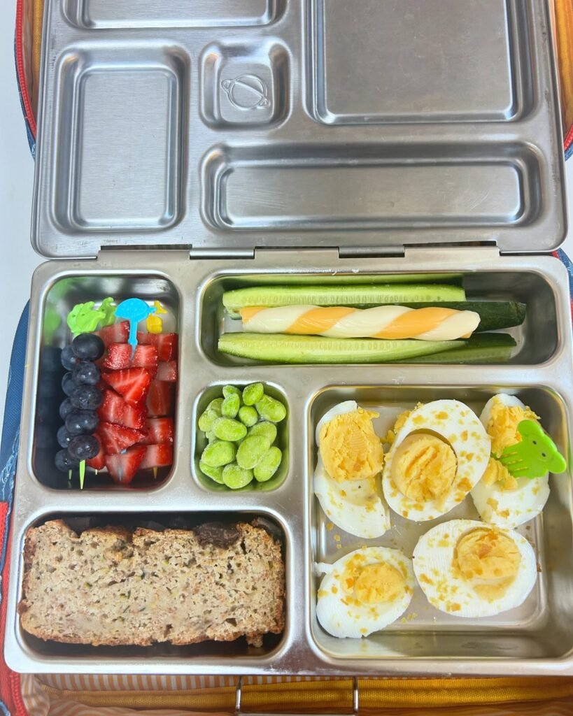 A Balanced and Colorful Lunchbox