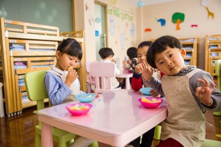 Healthy Brain Foods That Make Kids Happy and Smart