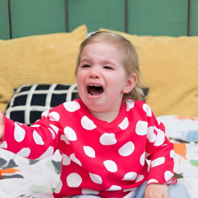why does my toddler wake up crying