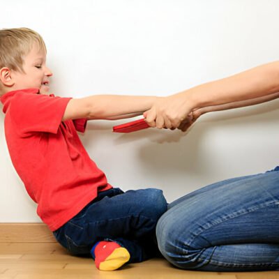 10 habits to practice when dealing with a strong willed child